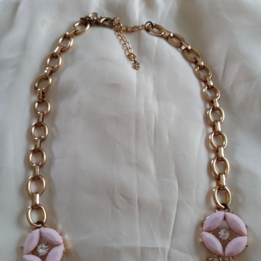Pink necklace - Picture 3 of 3